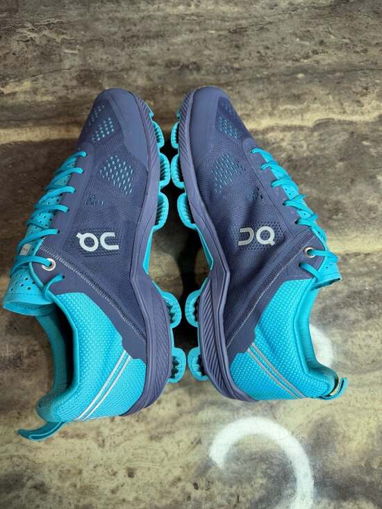 Women’s On Running Cloudsurfer - Picture 5 of 9